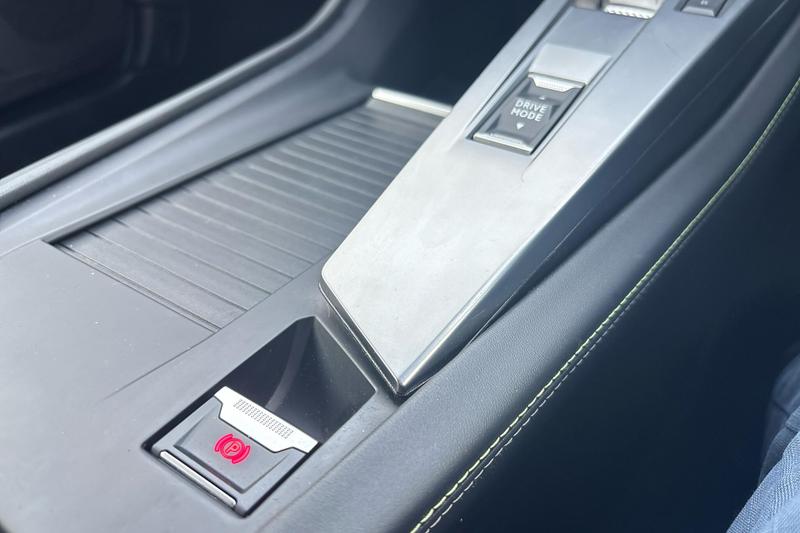 Used Peugeot 308 VO73FKU 42