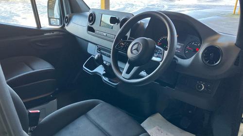 Mercedes-Benz Sprinter Photo at-9fdb753998c542eb957a3dfc20c862a0.jpg