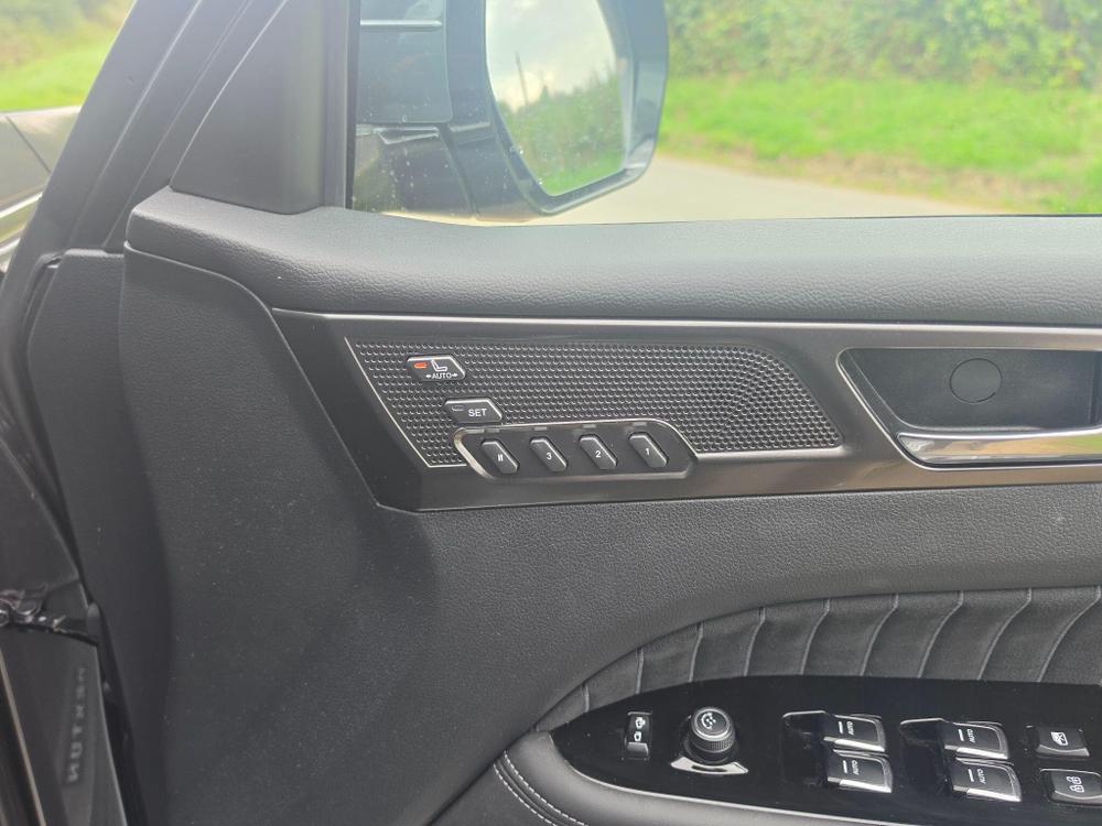KGM Rexton Photo at-9ff2ce2672fb43b4b7c55ea6832d9703.jpg