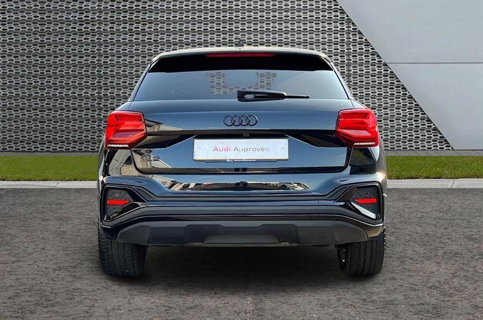 Audi Q2 Photo at-a00c962a60cc48ba8fff50fc5dabf11c.jpg