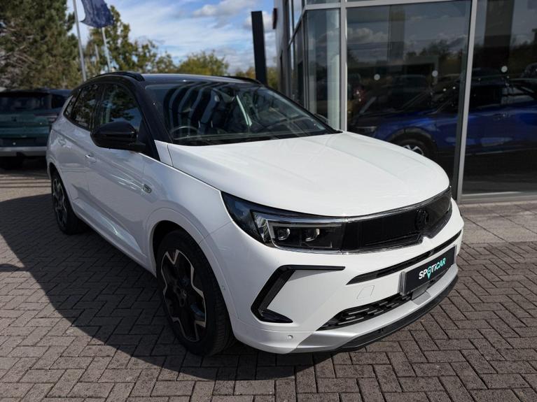 Used Vauxhall Grandland WH23AVV 1