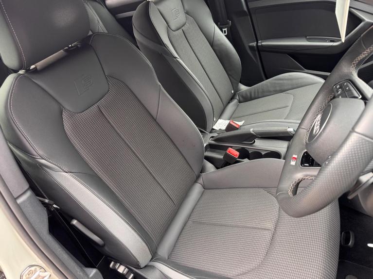 Used Audi A1 HF25TTE 28