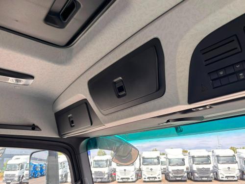 Mercedes-Benz Arocs Photo at-a020215454c34a81b97ef6cee2bd8b84.jpg