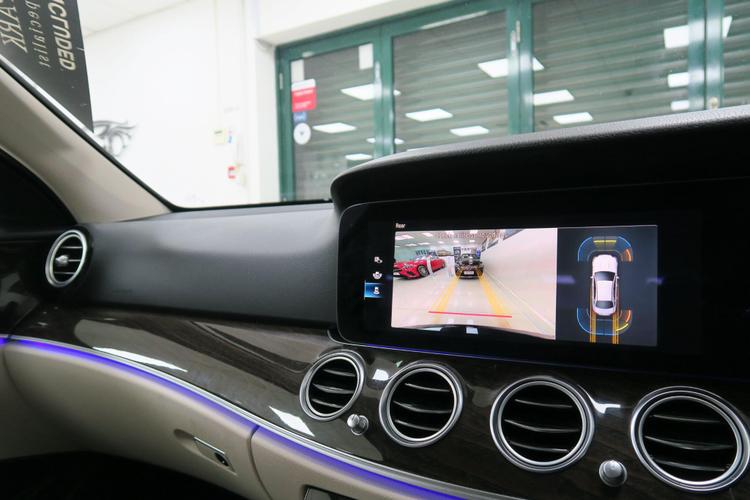 Used Mercedes-Benz E Class RE71EWV 17