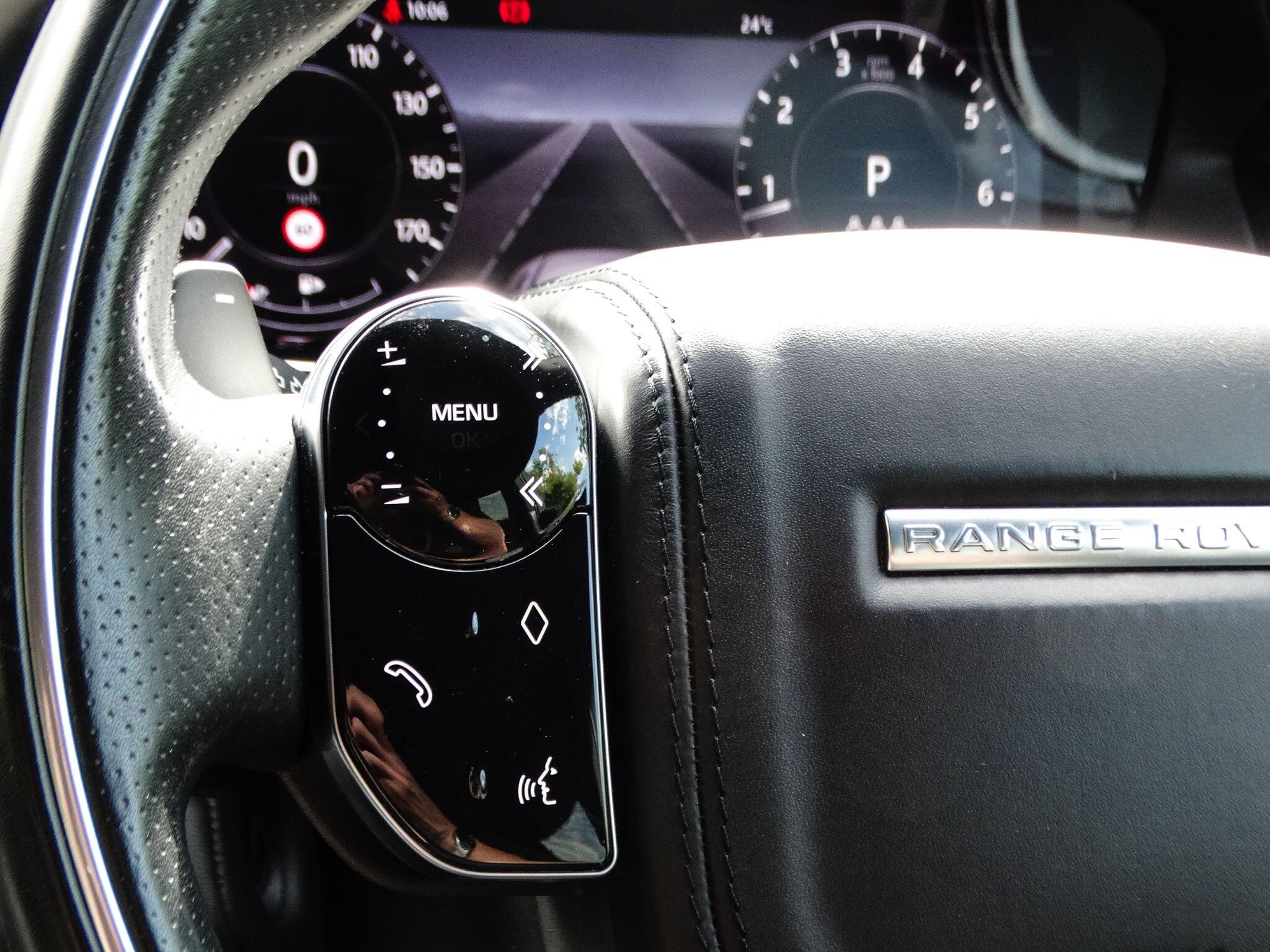 Land Rover Range Rover Evoque 2.0 P250 MHEV R-Dynamic HSE Auto 4WD Euro 6 (s/s) 5dr — photo 30