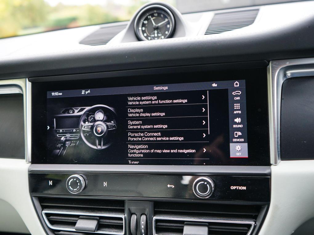 Used Porsche Macan LX72PFK 31