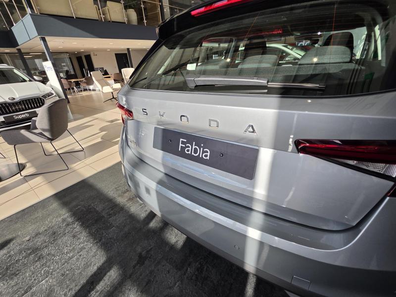 Skoda Fabia Photo at-a0af920a19804da9bb40f4af7c390dbe.jpg