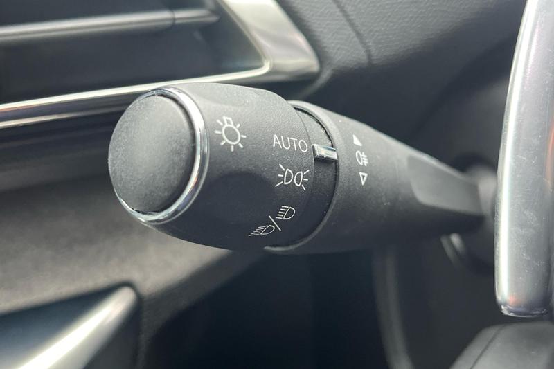 Used Peugeot 3008 KS23NTC 31