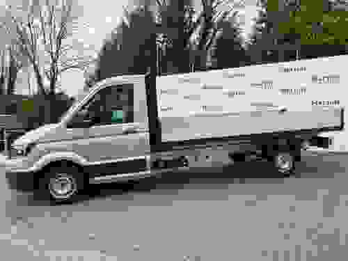 Volkswagen Crafter Photo at-a0c30f8af0964a83b832585bba556fad.jpg