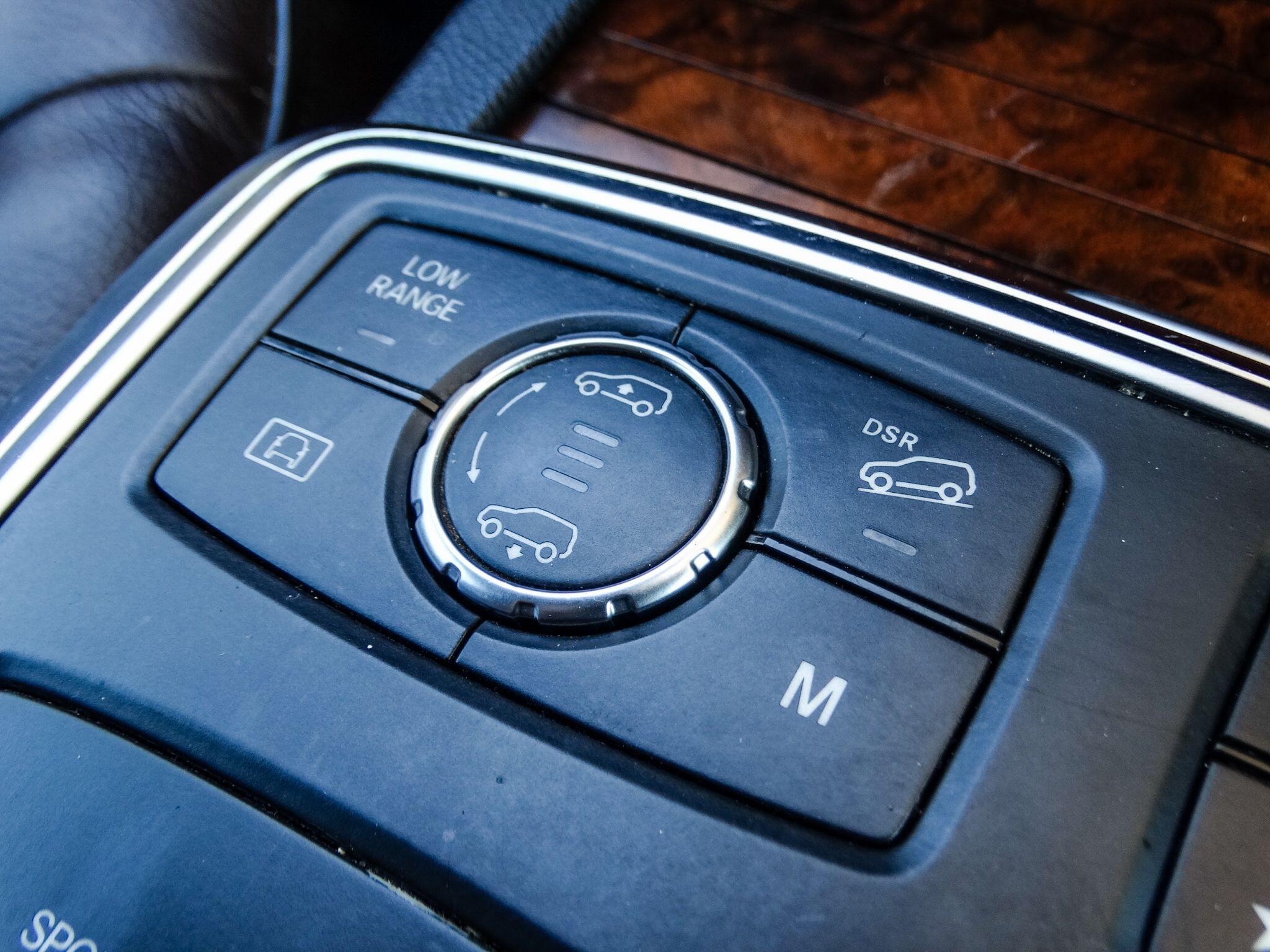 Mercedes-Benz GL Class 3.0 GL350 V6 BlueTEC AMG Sport G-Tronic+ 4WD Euro 6 (s/s) 5dr — photo 27