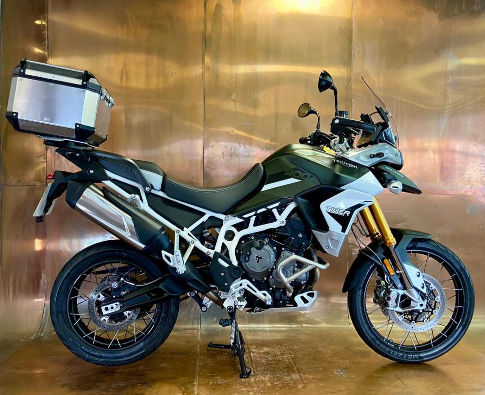 TRIUMPH Tiger 900 Photo at-a0c7a30e95df4e3cb56cae5c69f466ba.jpg