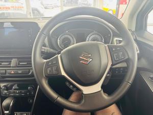 Suzuki S-Cross Photo 31