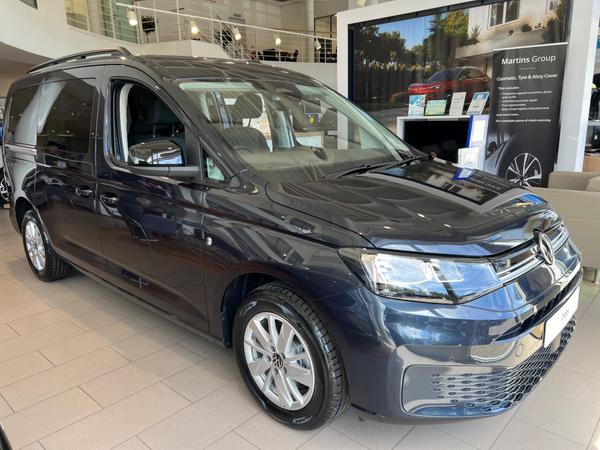 Used ~ Volkswagen Caddy 2.0 TDI Life DSG Euro 6 (s/s) 5dr Starlight Blue at Martins Group