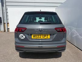Volkswagen Tiguan Photo 3
