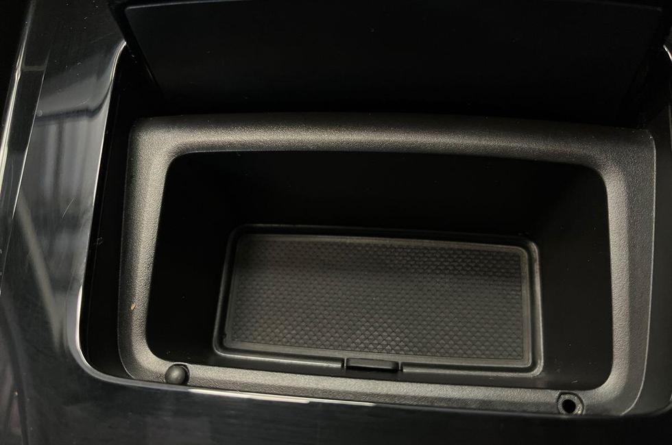 Audi A4 Photo at-a121b9b402e948acabc6d4733c712d9b.jpg