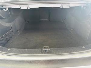 Mercedes-Benz E Class Photo 23