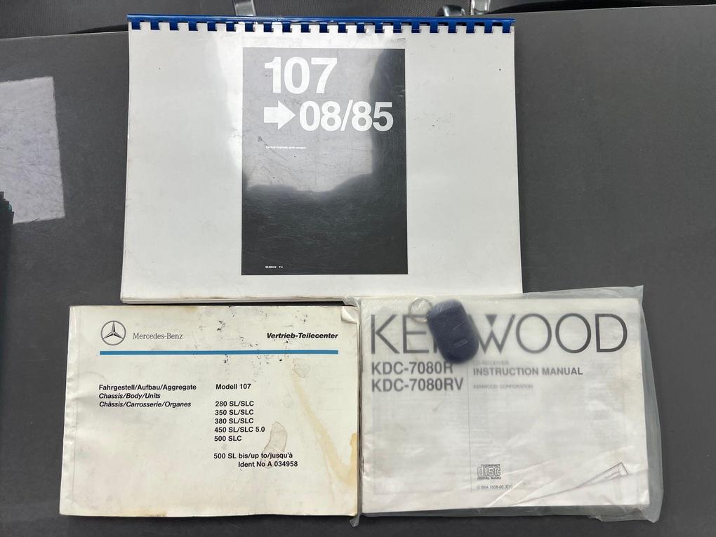 Used Mercedes-Benz 500 SL WCN897Y 34