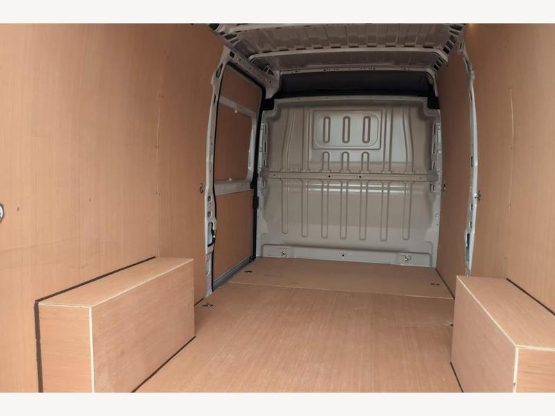 Used Peugeot Boxer NV23XCU 9