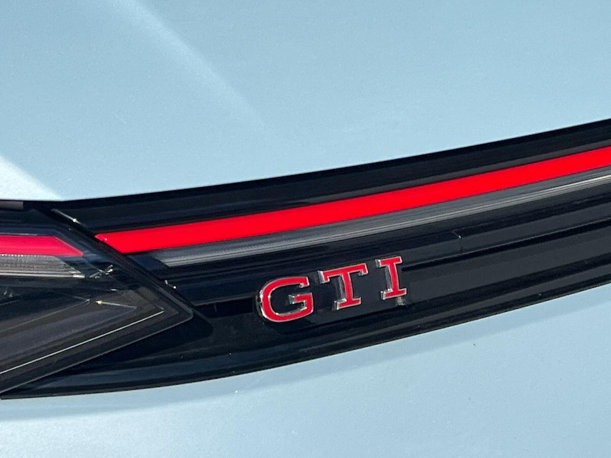 Volkswagen Golf Photo at-a1a2d97afd2040c58dd002a3a147fb80.jpg