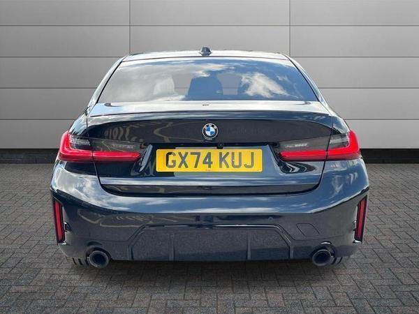 BMW 3 Series Photo at-a1b57784950c40eca866d3e44fec44ef.jpg