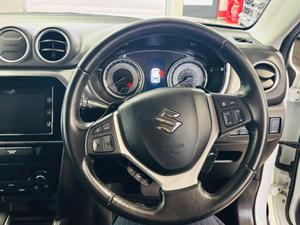 Suzuki Vitara Photo 31