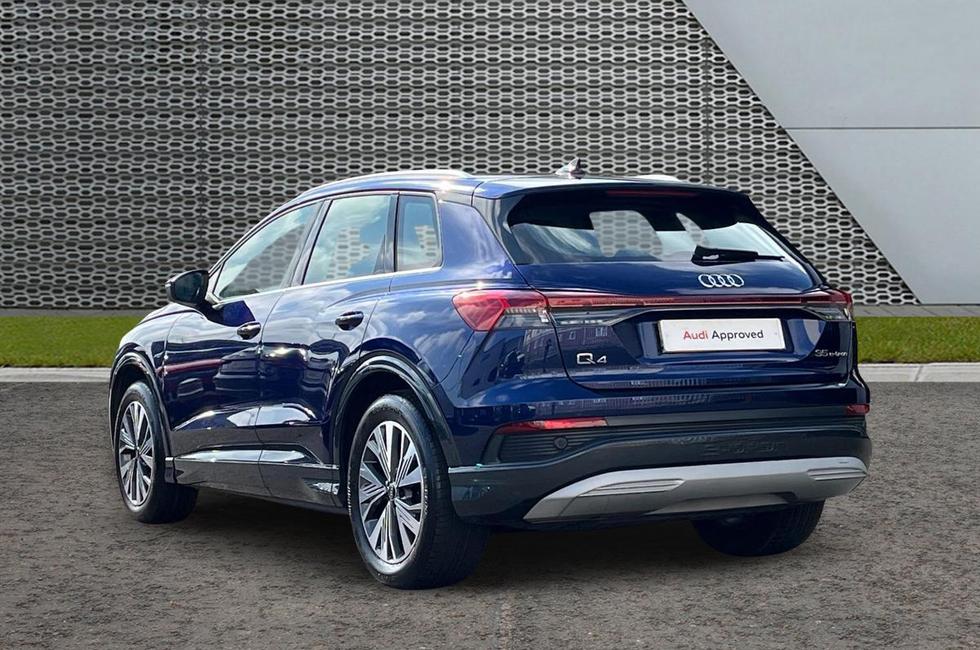 Audi Q4 Photo at-a1cd72347ad54adaaef9876126821136.jpg