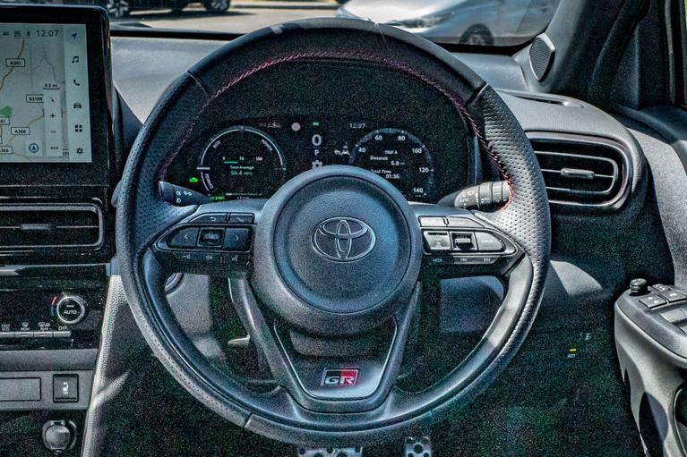 Used Toyota Yaris Cross GX74YXY 13