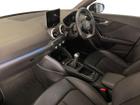 Audi Q2 Photo 6