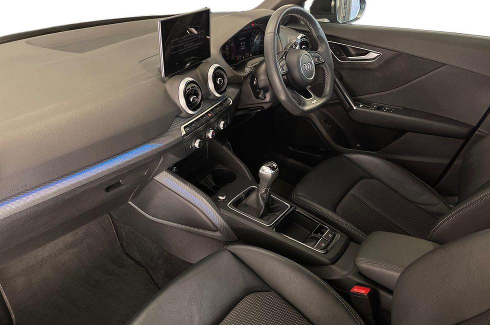 Audi Q2 Photo at-a1d613942fd8459dbc896e8f707dbe85.jpg