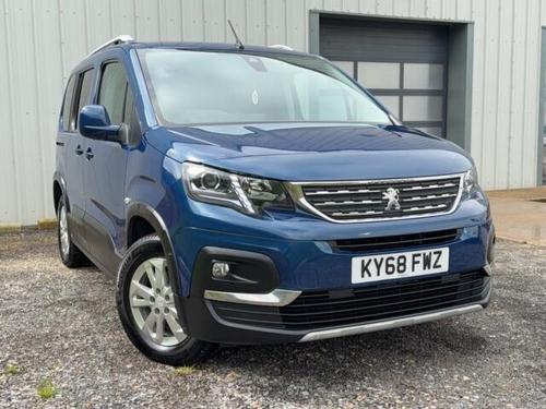 Peugeot RIFTER Photo at-a1e45e09f15d4f81a49c26c58f694b6e.jpg