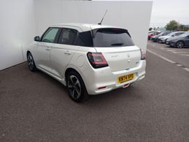 Suzuki Swift Photo 8