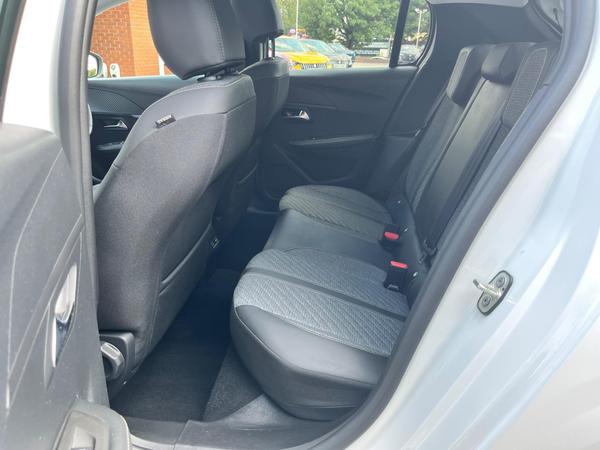 Used Peugeot 208 HG25EFX 37