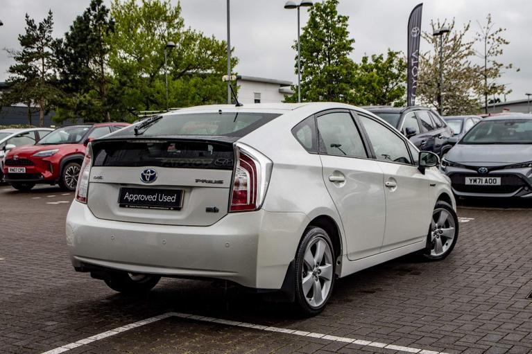 Used Toyota Prius FN64WKM 2