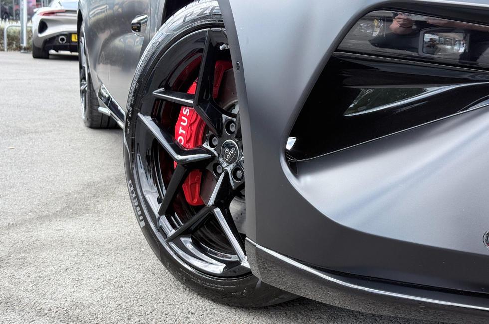 LOTUS Emeya Photo at-a229fa7da3eb4022883af28c304aed07.jpg