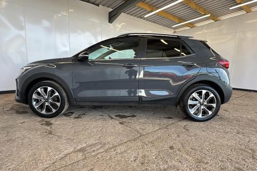Kia STONIC Photo at-a22f13d3df7b4231adf980d74a1667a7.jpg