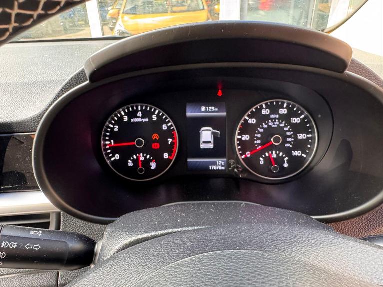 Used Kia Picanto WM23VFW 14