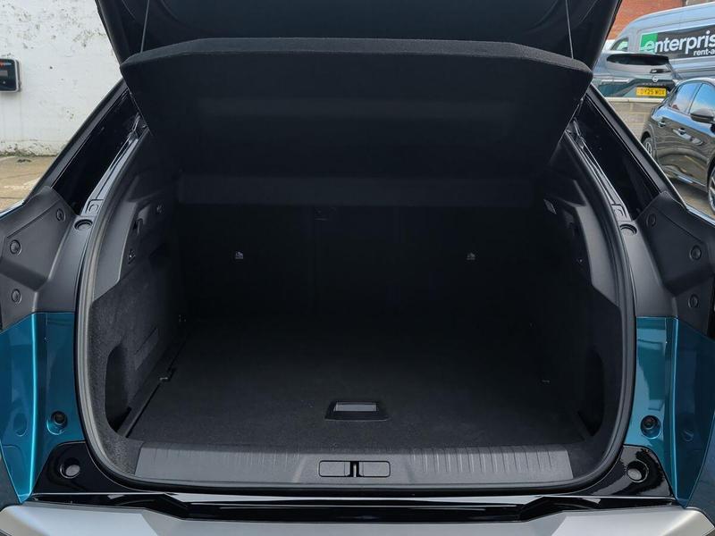 Used Peugeot E-3008 202509256632675 37