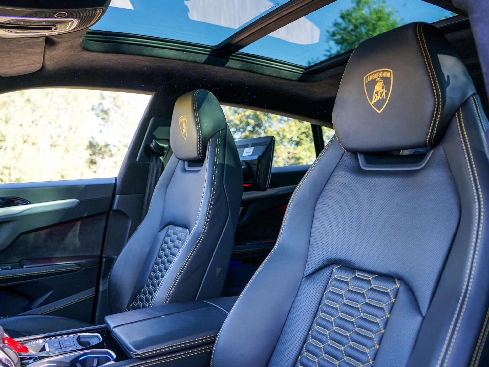 Lamborghini Urus 4.0 V8 BiTurbo SUV 5dr Petrol Auto 4WD Euro 6 (650 ps) — photo 12