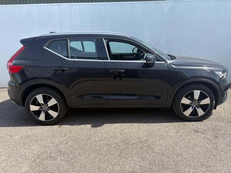 Used Volvo XC40 OE68UHH 7