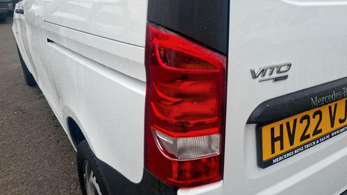 Mercedes-Benz Vito Photo at-a30d45d8acf247978914c6d00382d32a.jpg