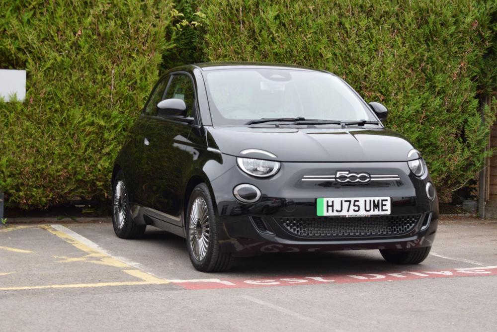 Fiat 500e Photo at-a344da6e1809473cacaef7fce8323960.jpg
