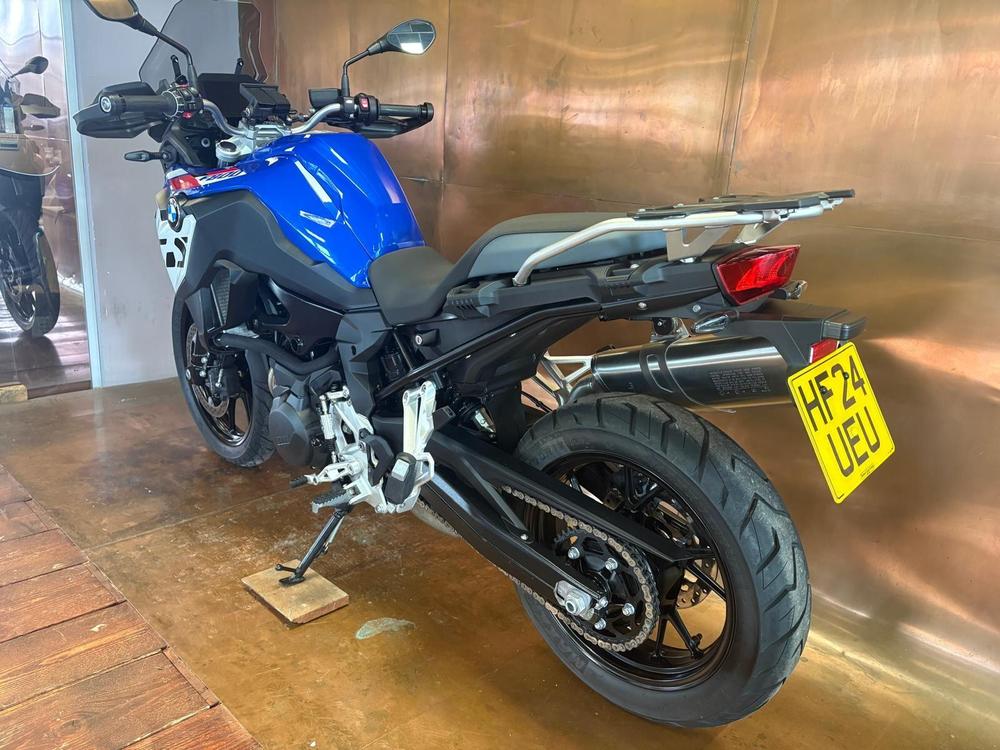 BMW F 800 GS Photo at-a3502b0bc180444aa4ac6dd3654899e7.jpg