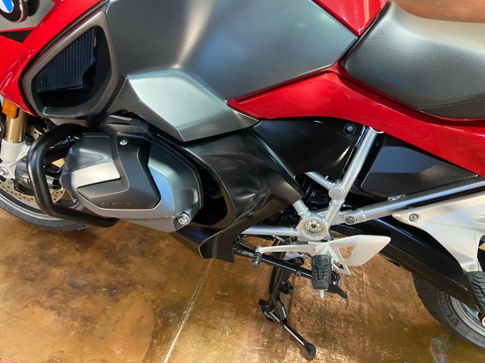 BMW R 1250 RT Photo at-a36a96025b004afaa90f8c4f18781b16.jpg