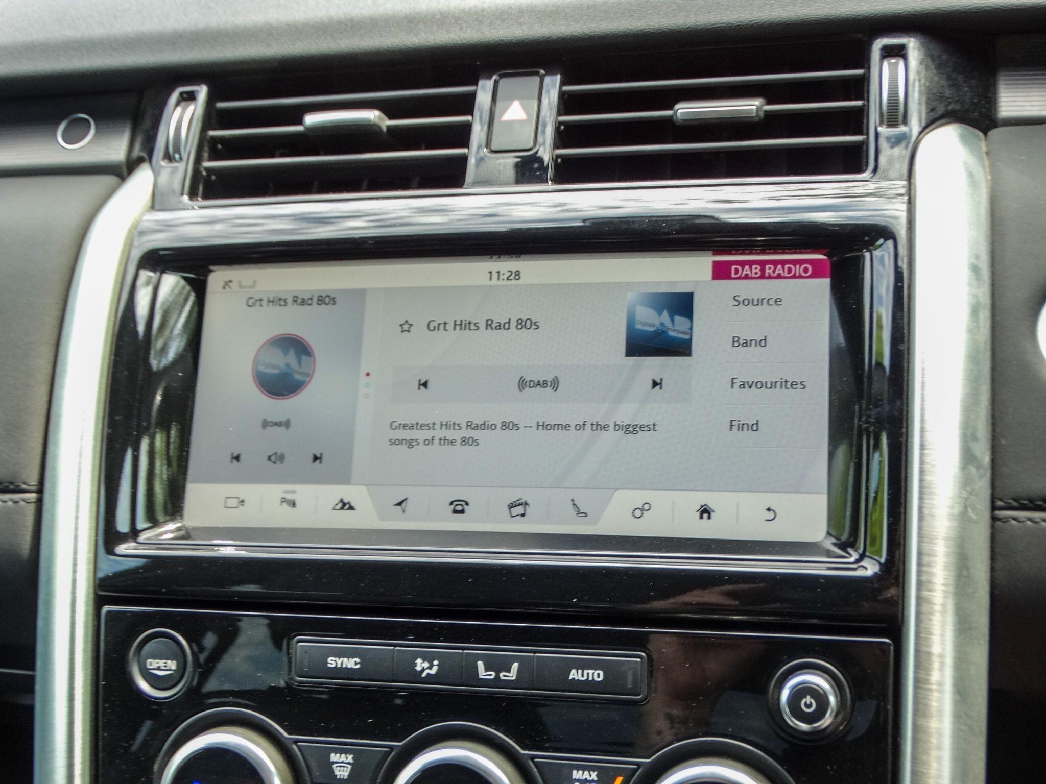 Land Rover Discovery 3.0 TD V6 HSE SUV 5dr Diesel Auto 4WD Euro 6 (s/s) (258 ps) — photo 25