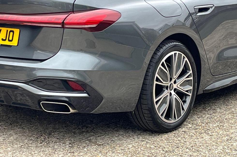 Audi A5 Photo at-a3ac2853b86e4b0493e5ed1fd4fdc83b.jpg