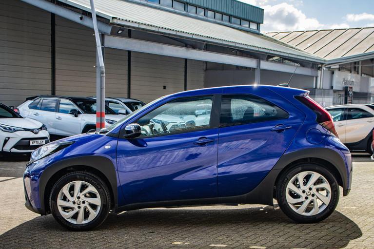 Used Toyota Aygo X FD25TXF 10
