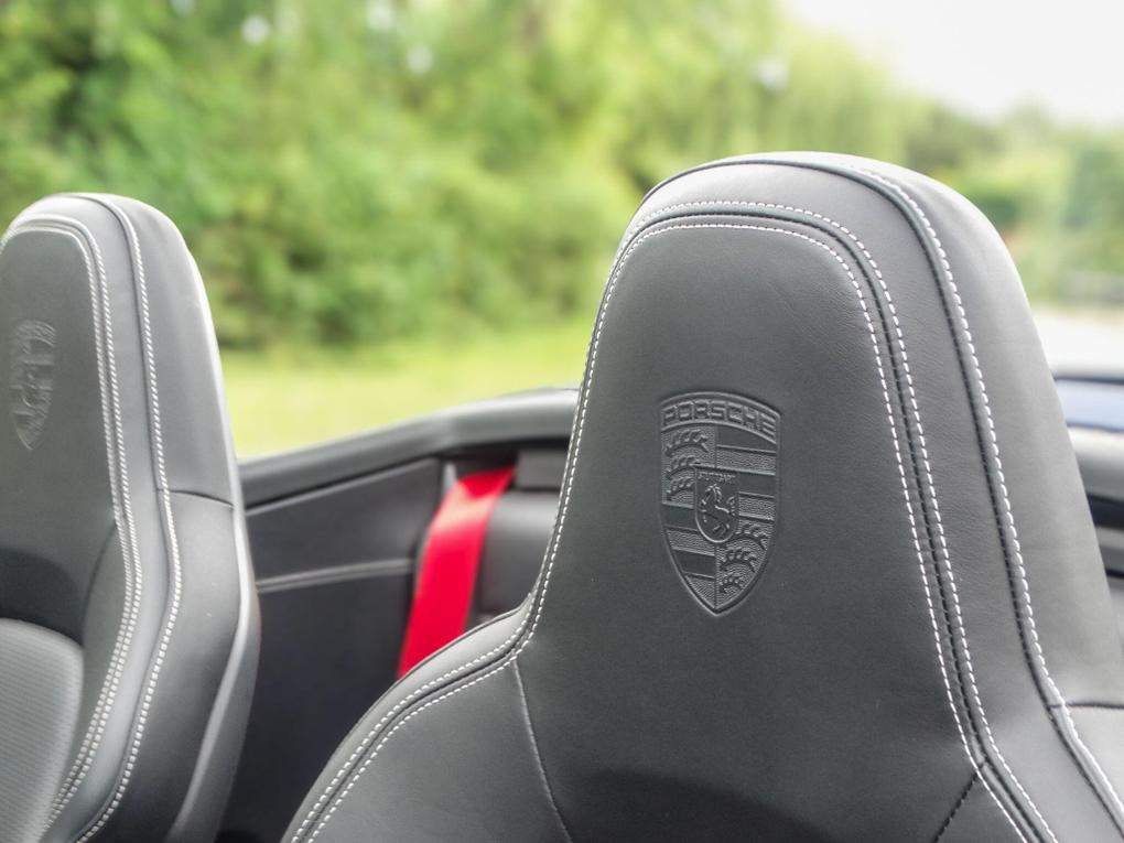 Used Porsche 911 FN69CXS 12
