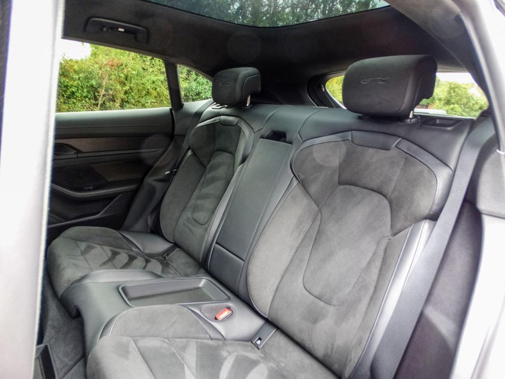 Used Porsche Taycan MT23ZSF 15