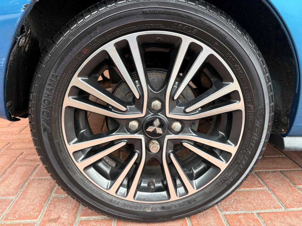 Used Mitsubishi Mirage Y26HEW 10