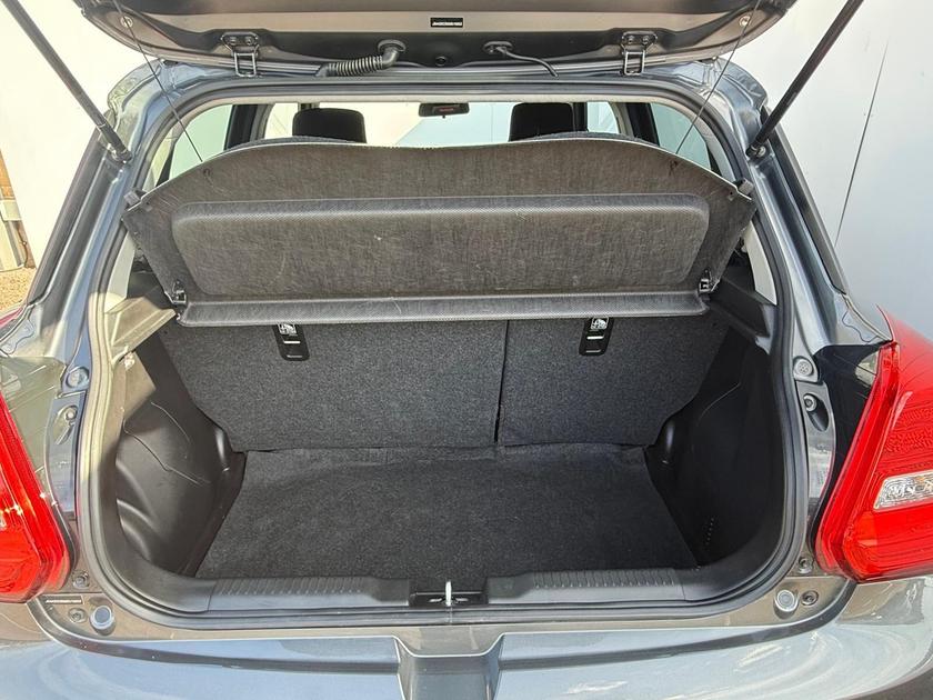 Suzuki Swift Photo at-a431f128495e41788edbd4beac274c3e.jpg